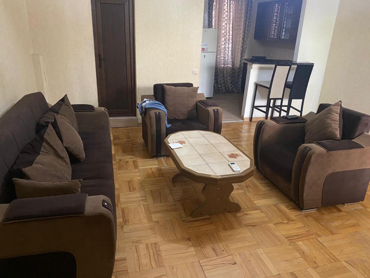 Kiev Hostel Tbilisi Exterior foto