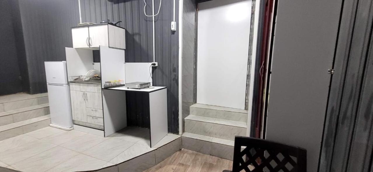 Kiev Hostel Tbilisi Exterior foto