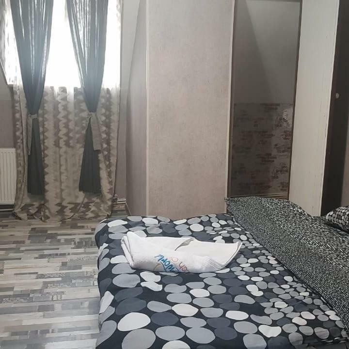Kiev Hostel Tbilisi Exterior foto