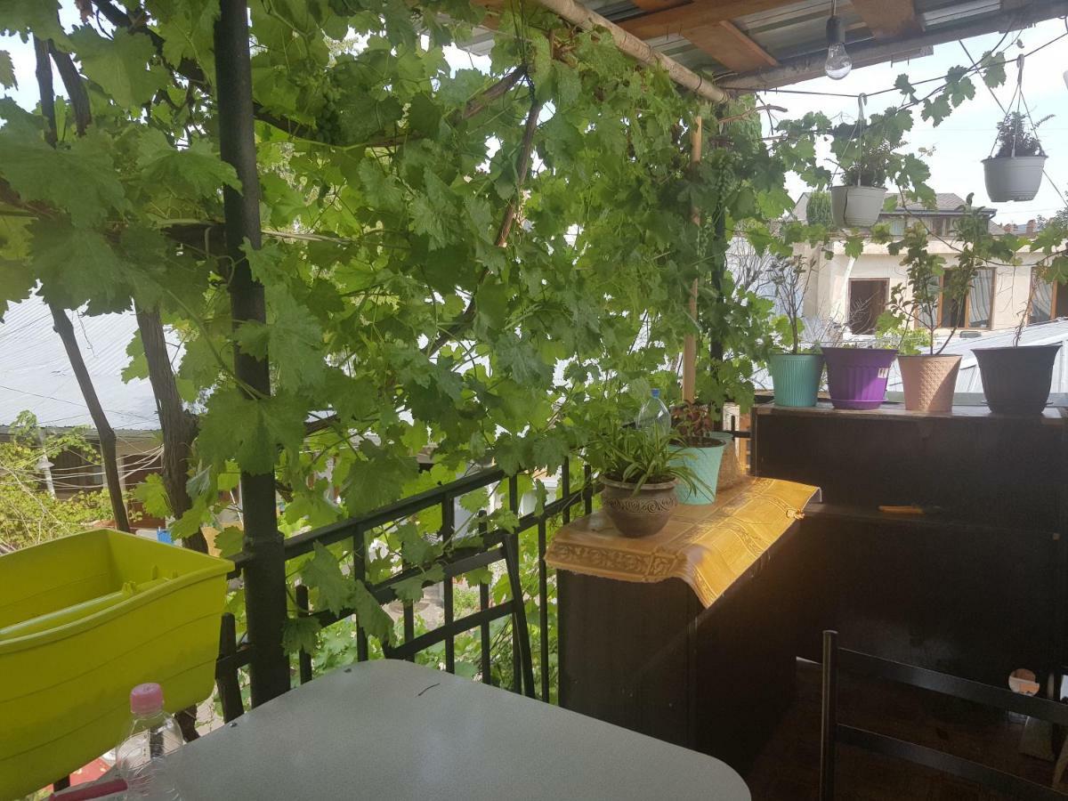 Kiev Hostel Tbilisi Exterior foto