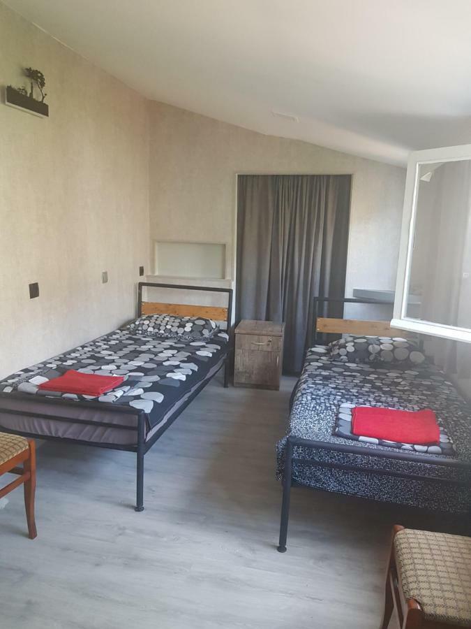 Kiev Hostel Tbilisi Exterior foto